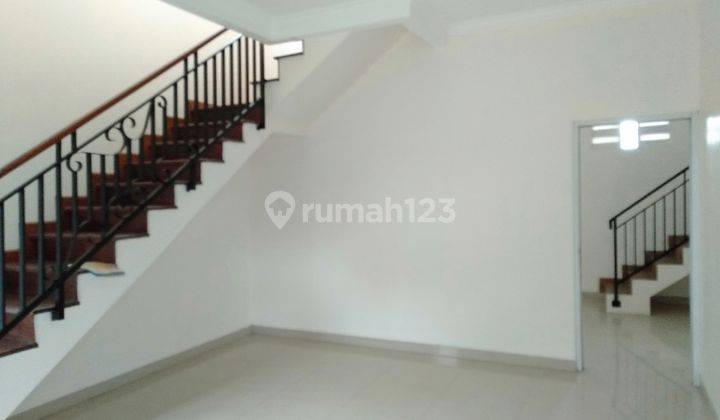 Dijual Cepat Rumah 2 lt Jagakarsa 2