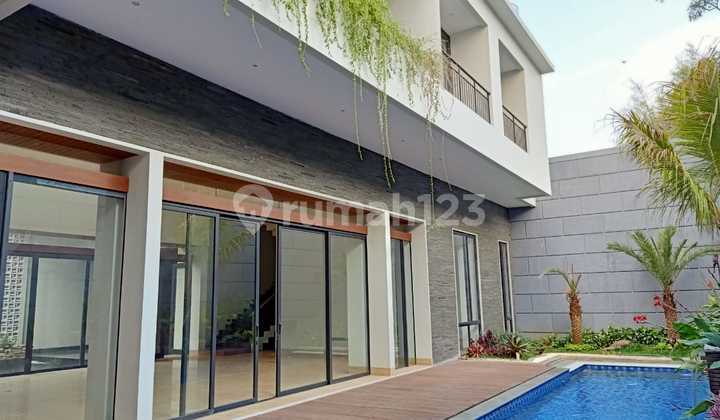 Rumah Mewah Di Teras Golf Bsd City, Design Special & Istimewa 