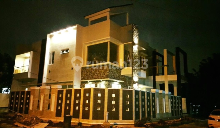 Rumah Hoek Full Furnished dan Mewah di Gading Serpong Tangerang 2