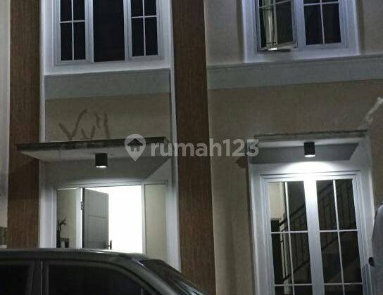 Rumah Minimalis 2 Lantai Bukit Palma Citraland 1