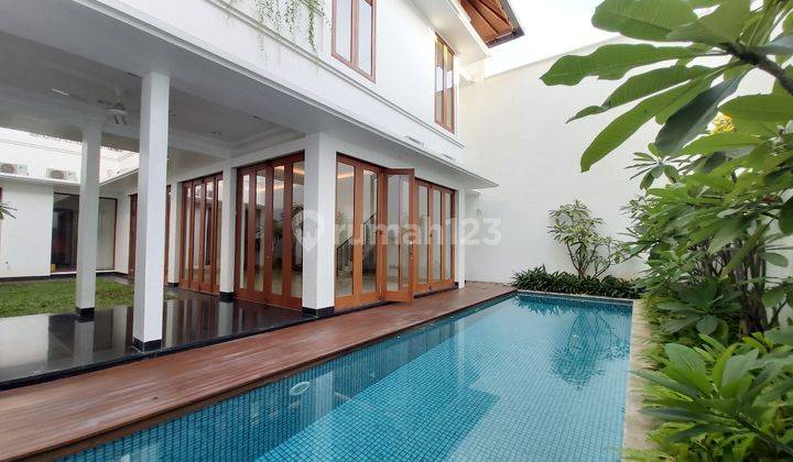 Luxury Minimalist House in Pondok Indah 1