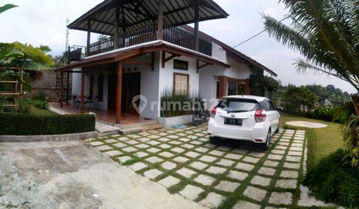 Rumah Villa area diluar perum Triniti, The Peak 1