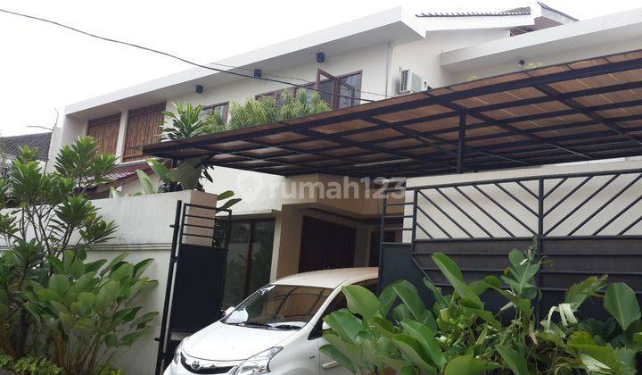 Rumah Cantik Siap Huni Area Sterategies Simprug 1