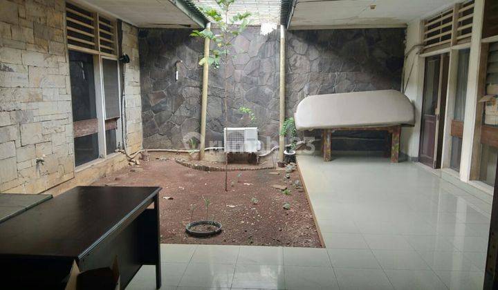 Rumah Lama, Cocok Untuk Hunian, Rumah Kost, Dekat Ke Senayan 2