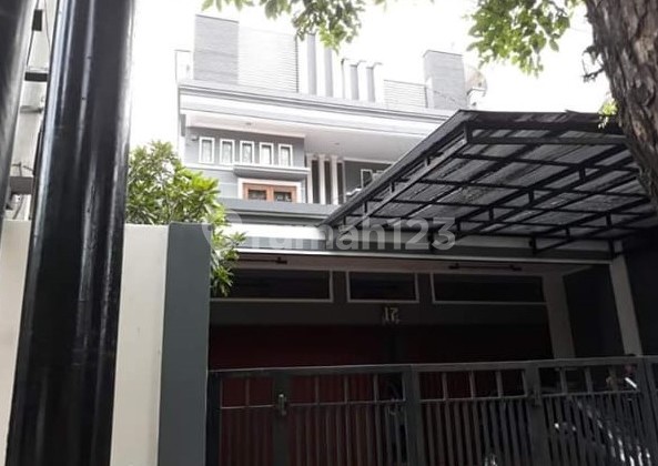 Rumah Nyaman Dan Aman Di Jl. Sriwijaya, Semarang 1