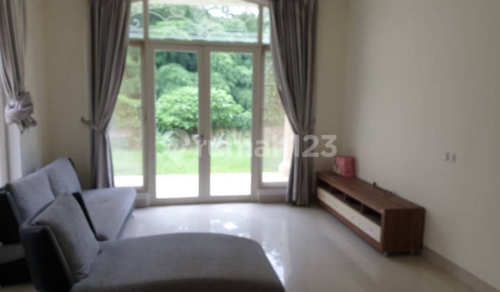 Beautiful modern home in a premier elite residential area in Alam Sutera. 2