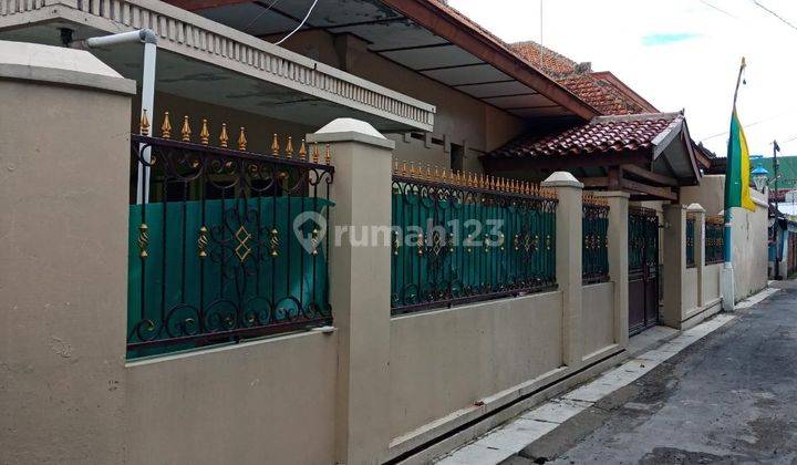 Rumah siap pakai di tengah kota solo 1