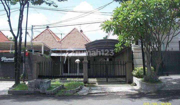 Jual Rumah Kuno, Lokasi Strategis Tengah Kota, Cocok untuk Cafe / Resto / Kantor / Klinik dsb 1