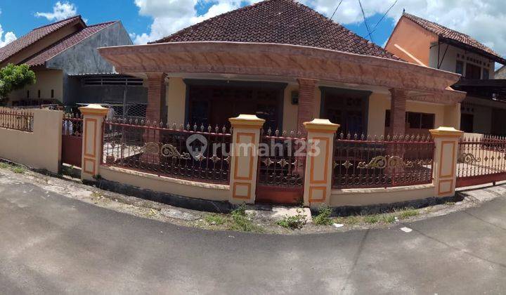 Rumah di Jalan Nunyai, Rabasa, Lampung 1