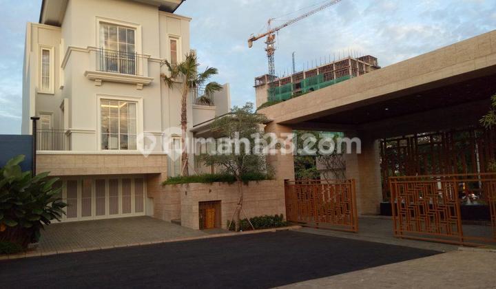 Rumah Cluster South Grove Di Lebak Bulus, 3Br+1 (Lt: 206 m² Lb: 376 m²), 10,5M, Lebak Bulus, Jakarta Selatan Rumah Cluster South Grove Di Lebak Bulus, 3Br+1 (Lt: 206 m² Lb: 376 m²), 10,5M, Lebak Bulus, Jakarta Selatan