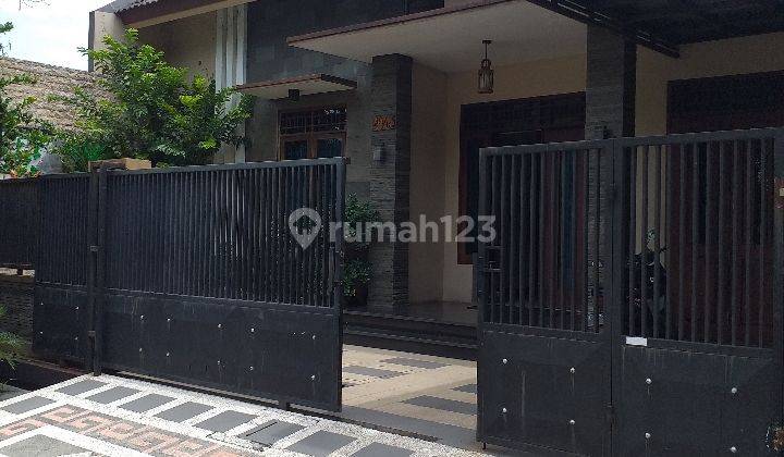 Rumah Nyaman Asri Artistik di Taman Pondok Jati Surabaya Selatan 2