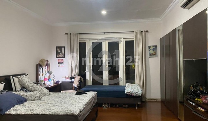 Rumah Gandeng Pool Cakep Cilandak Luas Tanah 661m2,  @LST/S/3483 2