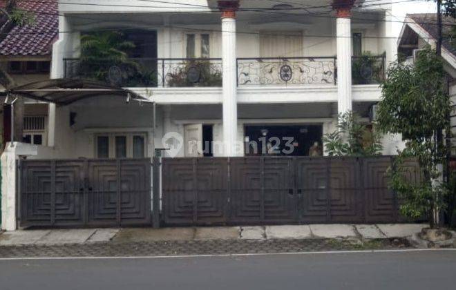 Rumah Strategis Diarea Bisnis Bintaro Sektor 1, Akses Toll Jorr 1