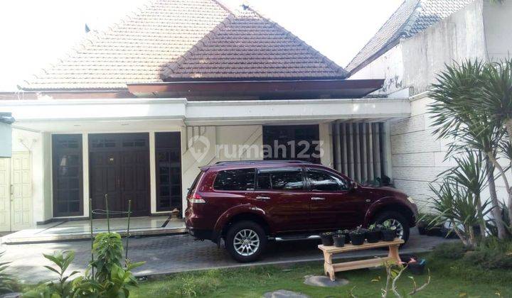 Rumah Dijual di Raya Darmo Surabaya Pusat 1