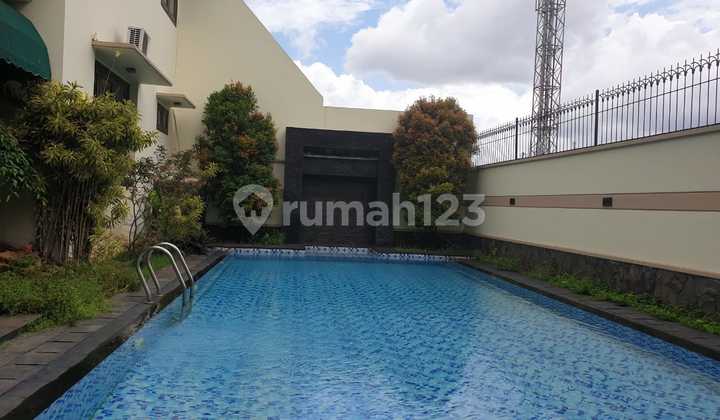 Rumah Bagus Di Lebak Bulus DKI Jakarta Selatan