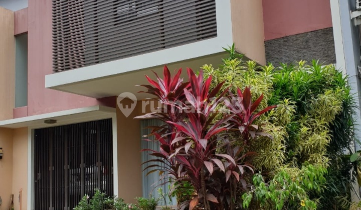 Rumah Nan asri Tanpa pagar, Aman security nya