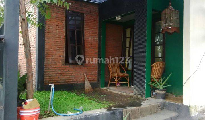 RUMAH CANTIK DAM TERAWAT DEKAT KAMPUS MACHUNG 1