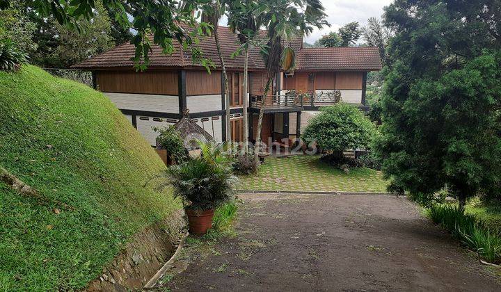 Villa luas sejuk view pegunungan di Pancawati Bogor 1