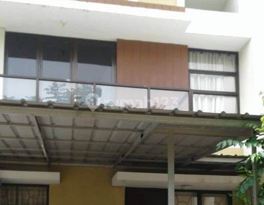 Rumah di komplek LAVERDE cluster LUNAIRE blok D5, BSD (JUL) 1