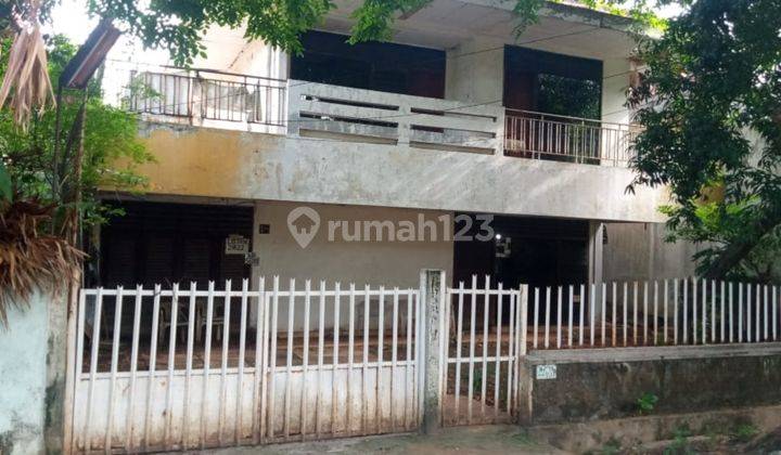 Rumah Tua hitung tanah di Ancol, Jakarta Utara 1