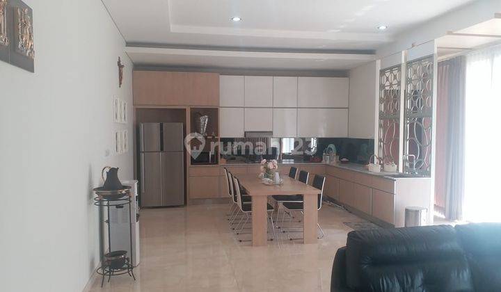 159 Disewakan Rumah Graha Natura Surabaya 2 Lantai 3+1 BR 420 M2 1