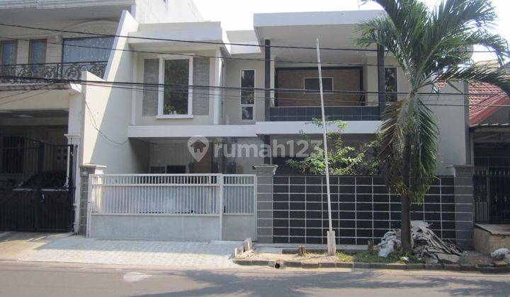 Rumah Hadap Selatan, Jalan Luas, 10x21, Taman Semanan Indah 1