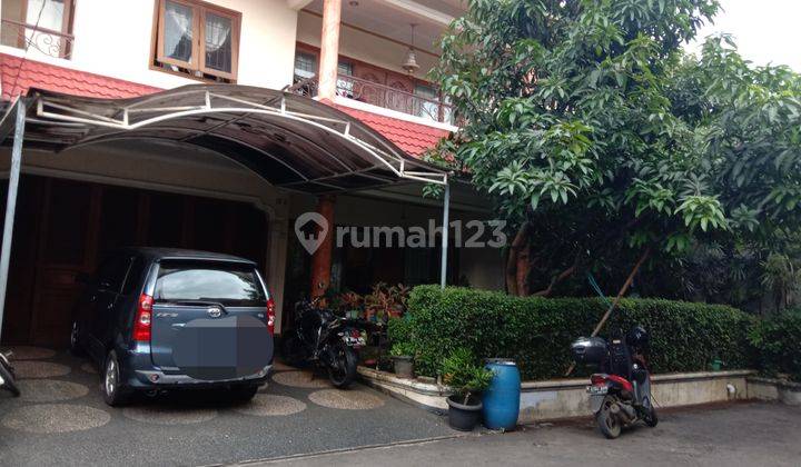 Rumah Luas Mewah dekat Tol Andara di Pangkalan Jati, Cinere, Depok, Jawa Barat 1