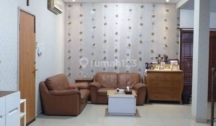 Rumah Jl Menara 9 , Kav Dki Meruya Kondisi Full Furnished  2