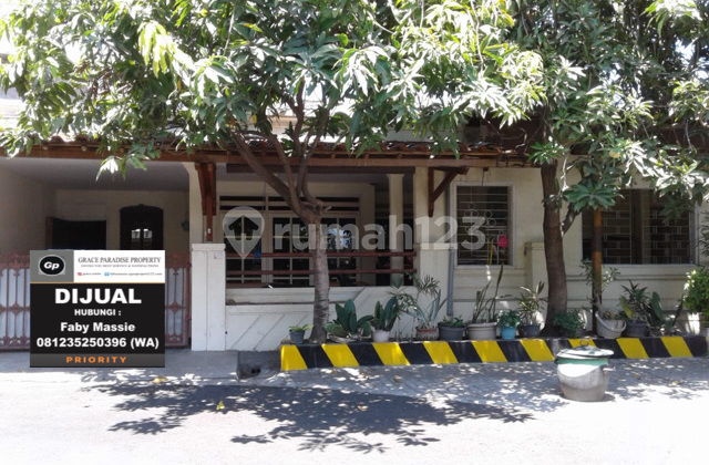 Rumah Semolowaru Indah Surabaya