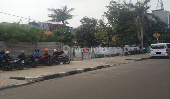 Rumah tua hitung tanah di Grogol 1