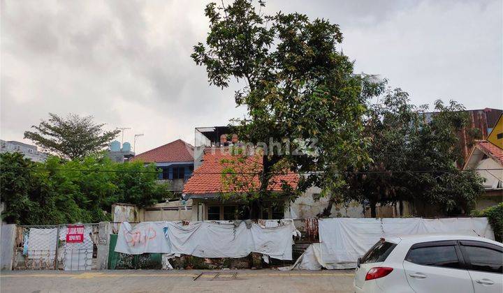 Rumah tua hitung tanah di Grogol 2