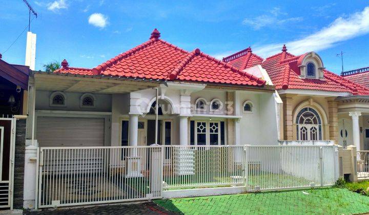 Rumah Cantik Siap Huni Di Kawasan Elit Istana Dieng, One Gate System..Lokasi Strategis..Lingkungan Aman 1