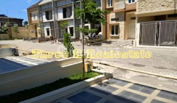 Rumah baru di cluster one gate ready stock akses jalan dalam cluster lebar , unit terbatas