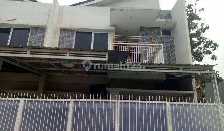  Di jual rumah 2 lantai  Ciputat ready  siap huni tanpa dp dekat MRT ,pintu toll dan Stasiun KRL dan MRT 2