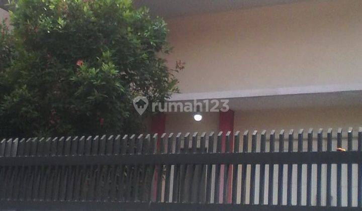 Rumah Luas tingkat dalam kompleks Hrg termurah 1