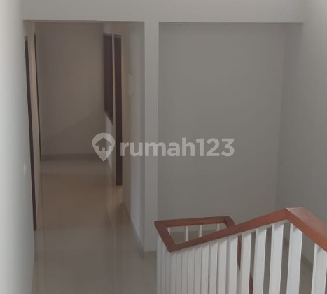 Rumah Cantik Siap Huni Di Pesanggrahan Jaksel 2