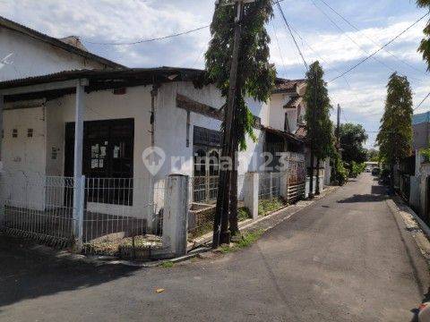 Rumah Hook di Jl. Muara Mas, Tanah Mas, Semarang Utara 2