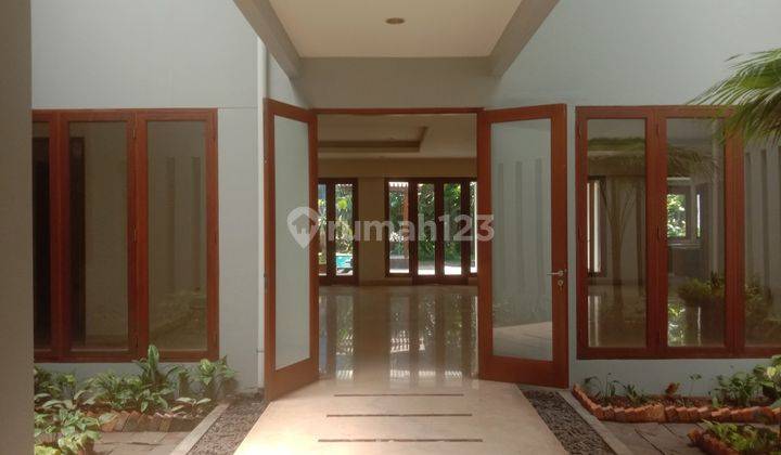 Modern, big and beauty house at Kemang, South Jakarta, is available now 2