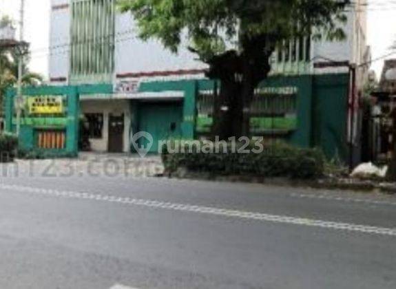 Rumah Hitung Tanah Strategis Jalan Veteran Serengan Solo 1