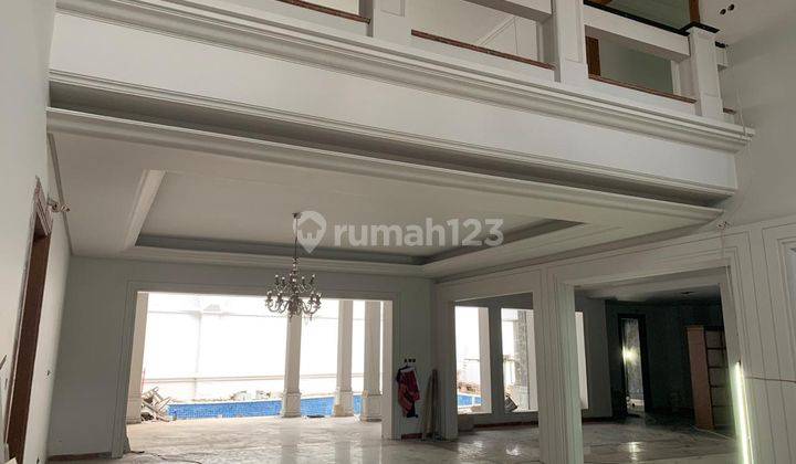 Rumah megah di taman metero alam tempat sangat strategis 2