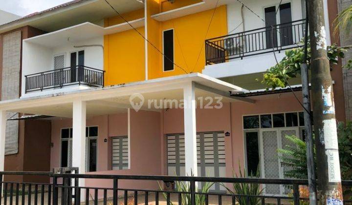 Rumah Jual 2 Lantai Kota Pontianak Jalan Podomoro 1