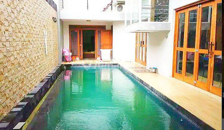 Rumah Kolam Renang Tanah Luas 1000 Meter Jogja 1