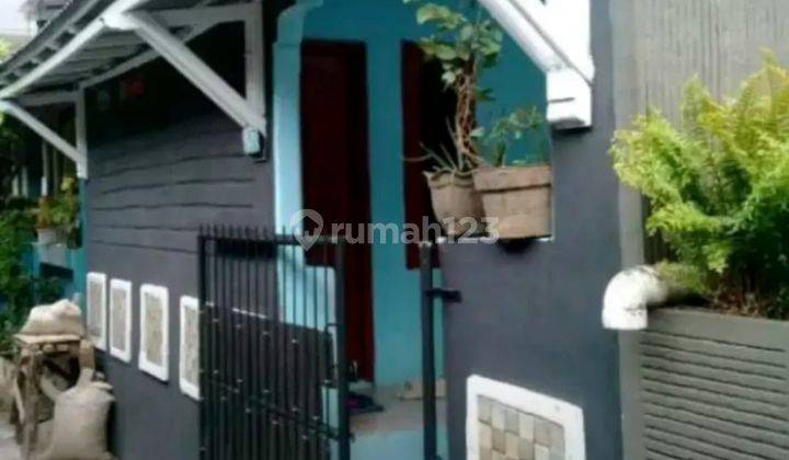 Rumah Kos 2 lantai, dalam gang,perumnas Klender , Jakarta timur . 1