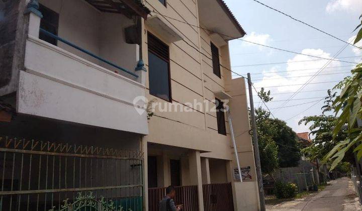 rumah kos 3 lantai dekat ATMI dan UMS nego keras 2