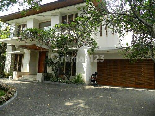 Beautiful House Like Resort With Modern Style and Beautiful Garden in Pejaten Barat Area 1