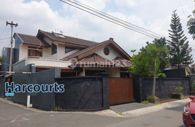 Rumah Jati Legendaris Kini Di Nusukan Kadipiro Solo 1