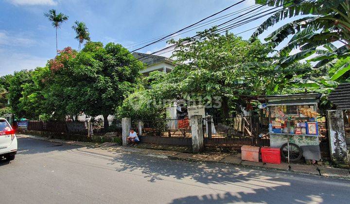 Rumah Di Jl. Kramat Batu Raya 2