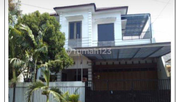 Rumah asri di perumahan Puri Anjasmoro 2