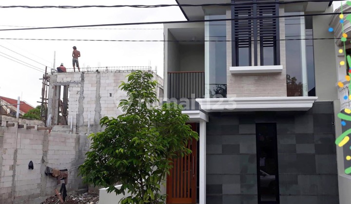 Jual Rumah 2 Lantai, Baru Gress, Minimalis, Jalan Depan Paving, Siap Huni, Bisa untuk Rumah Tinggal/Kantor 1