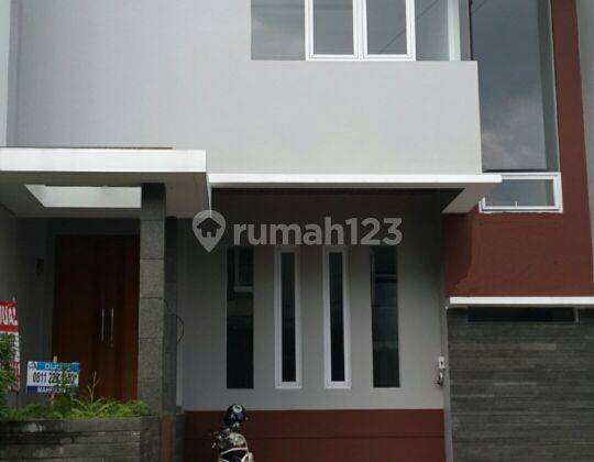 RUMAH BARU MINIMALIS SIAP HUNI DI PONDOK HIJAU INDAH SETIABUDHI, 7MNT KE SETRASARI, 10MNT KE PASTEUR MARANATHA, 15MNT KE RSHS SUKAJADI CIPAGANTI, LINGKUNGAN ASRI UDARA SEJUK AIR BERSIH, COCOK UTK TINGGAL 1